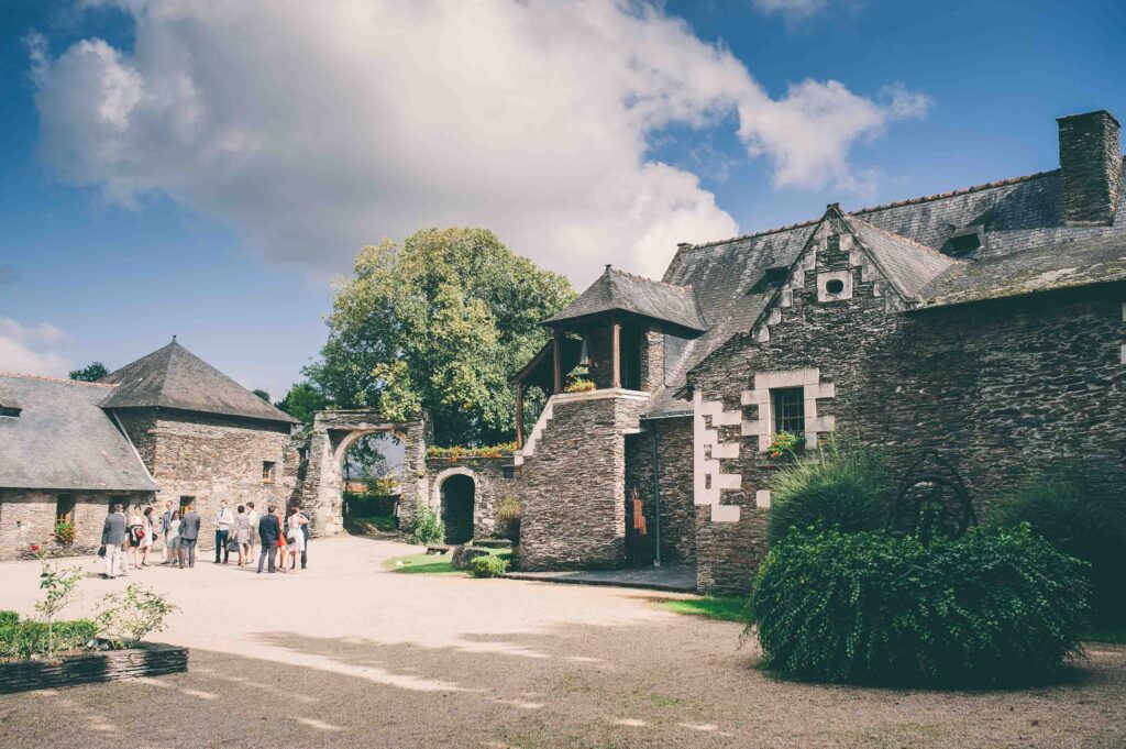 Romain Lhuissier Photographe Mariage Tours Loire Valley Wedding Photographer AA 57 scaled