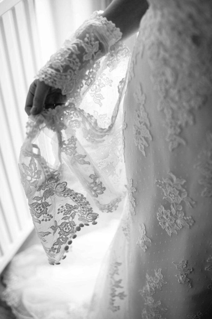 Romain Lhuissier Photographe Mariage Tours Loire Valley Wedding Photographer CD 21 scaled