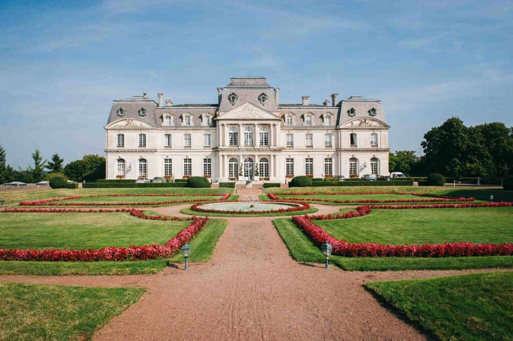 Romain Lhuissier Photographe Mariage Tours Loire Valley Wedding Photographer RN 034 scaled